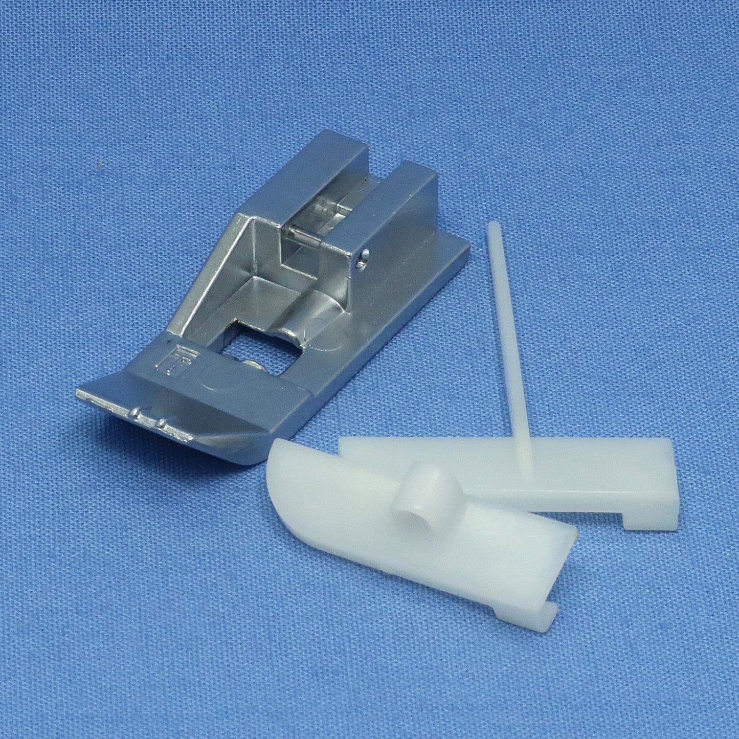 Pintucking Foot (8-Thread)
