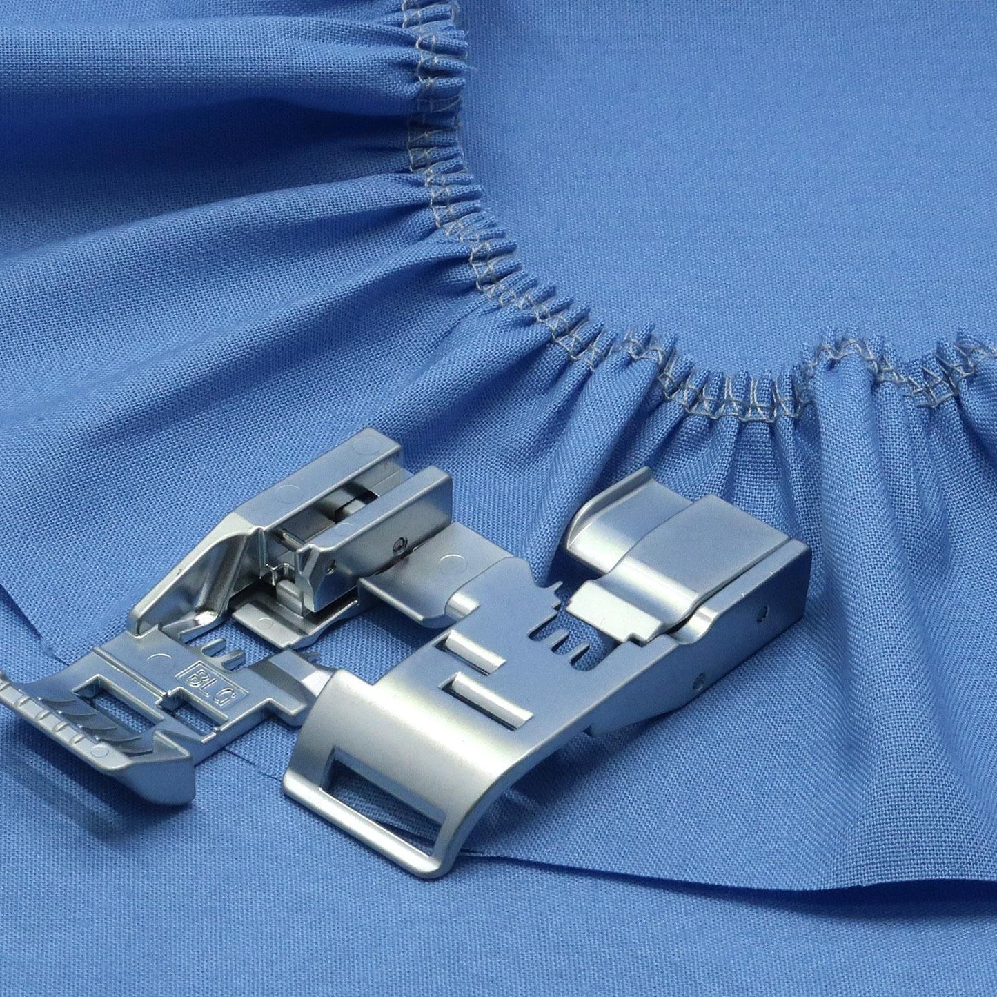 Grooved Gather Foot (8-Thread)