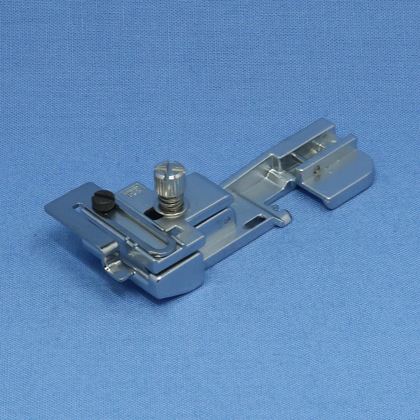Elasticating Foot (4-Thread)